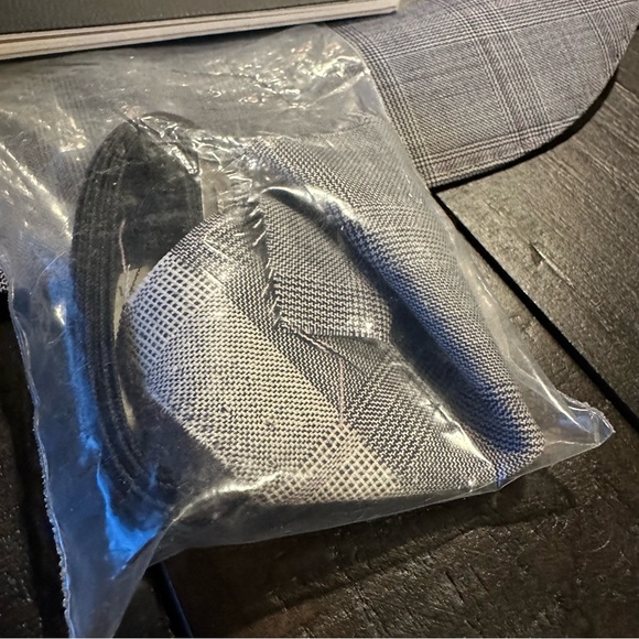 LNWT Corneliani Suit - Picture 9 of 16